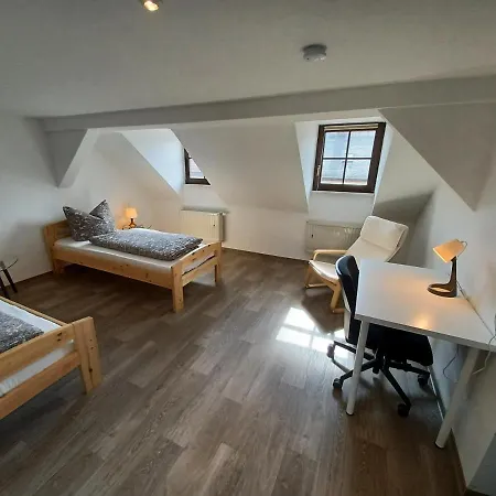 Appartement Grosse Stadtwohnung Mit Balkon