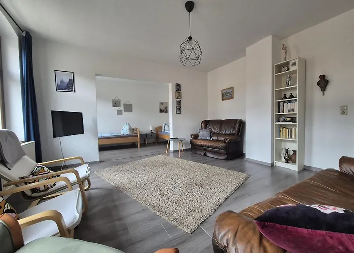 Riesen Stadtwohnung 5Xschlafzimmer 2Xbad Und Balkon Апартаменты