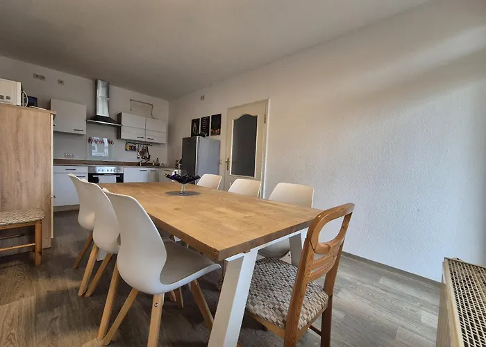 Apartamento Grosse Stadtwohnung Mit Balkon